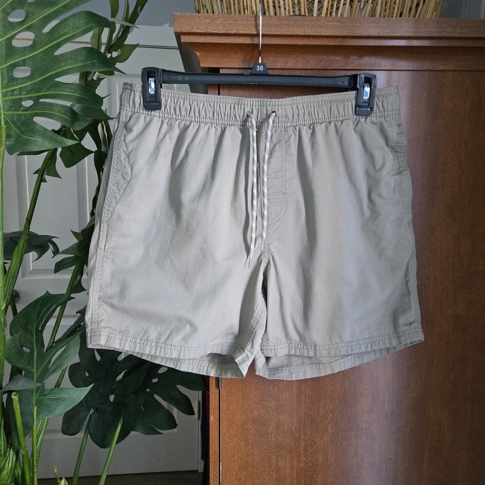 Men's Tan Shorts